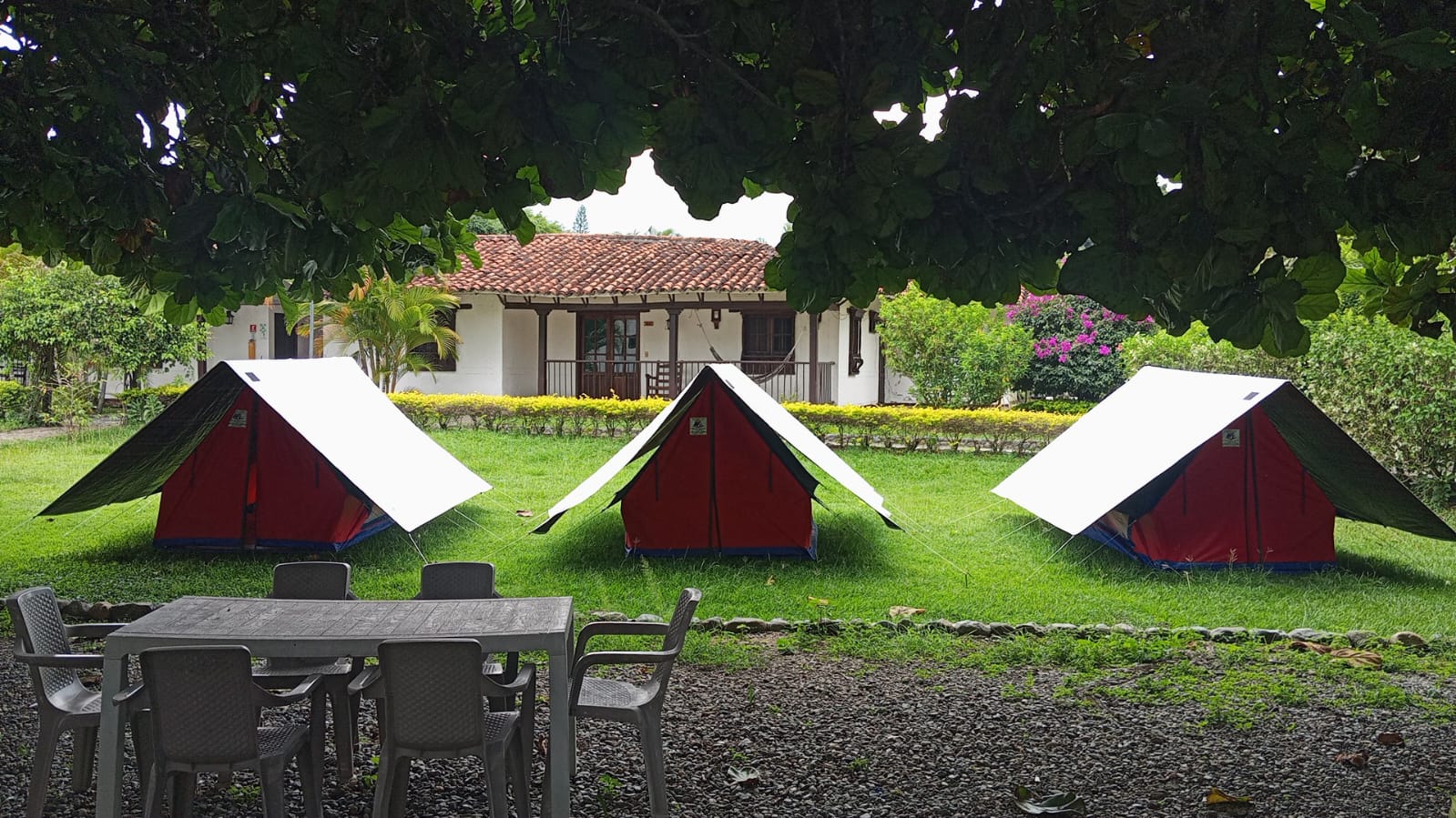 Cocina Comunitaria y Carpas 1